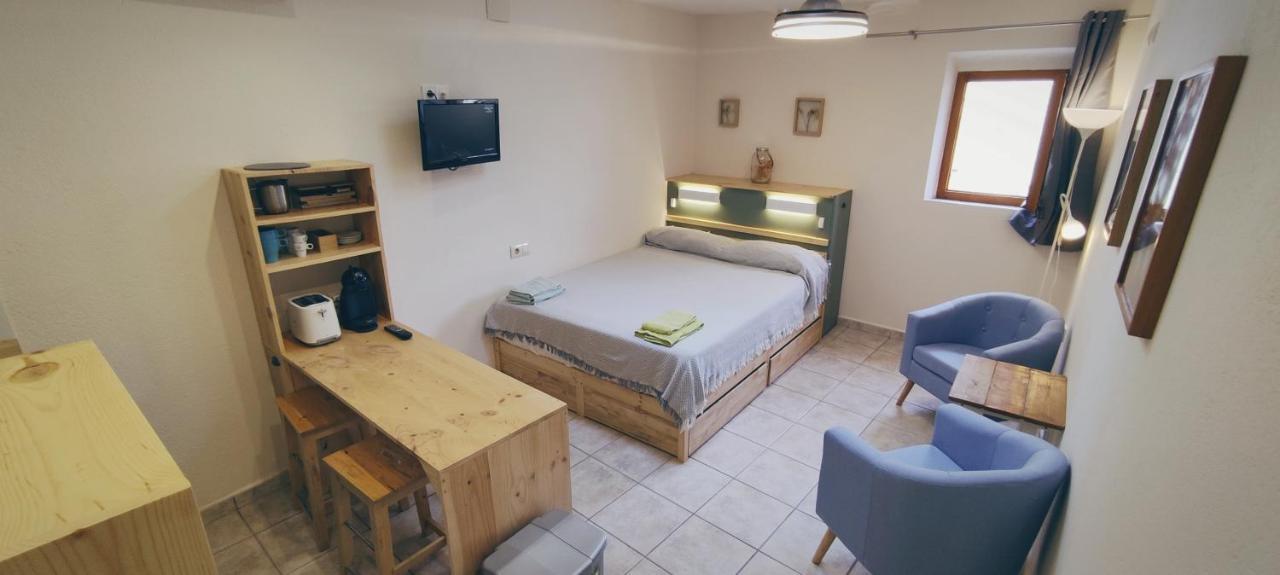 Apartament La Casa Al Roura Sant Martí d'Empúries Zewnętrze zdjęcie